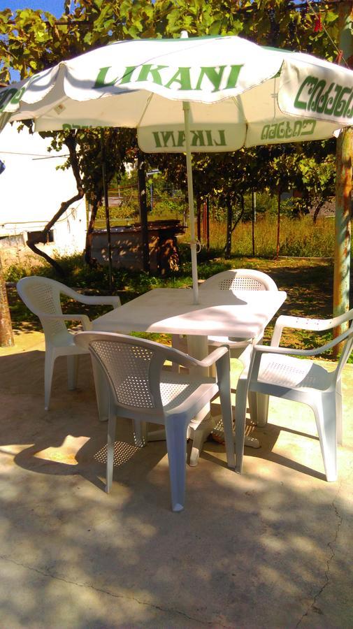 Guest House Anastasia Borjomi Esterno foto